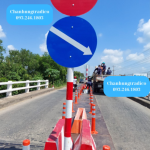 Biến báo hình tròn