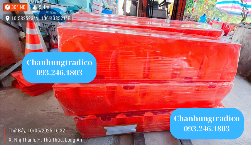 Cung cấp dãy phân cách giao thông bằng nhựa - Mai Chấn Hưng - 093.246.1803