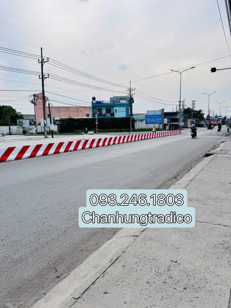 Hoàng thiện sơn dải phân cách 