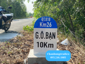 Cột KM dán màn phản quang