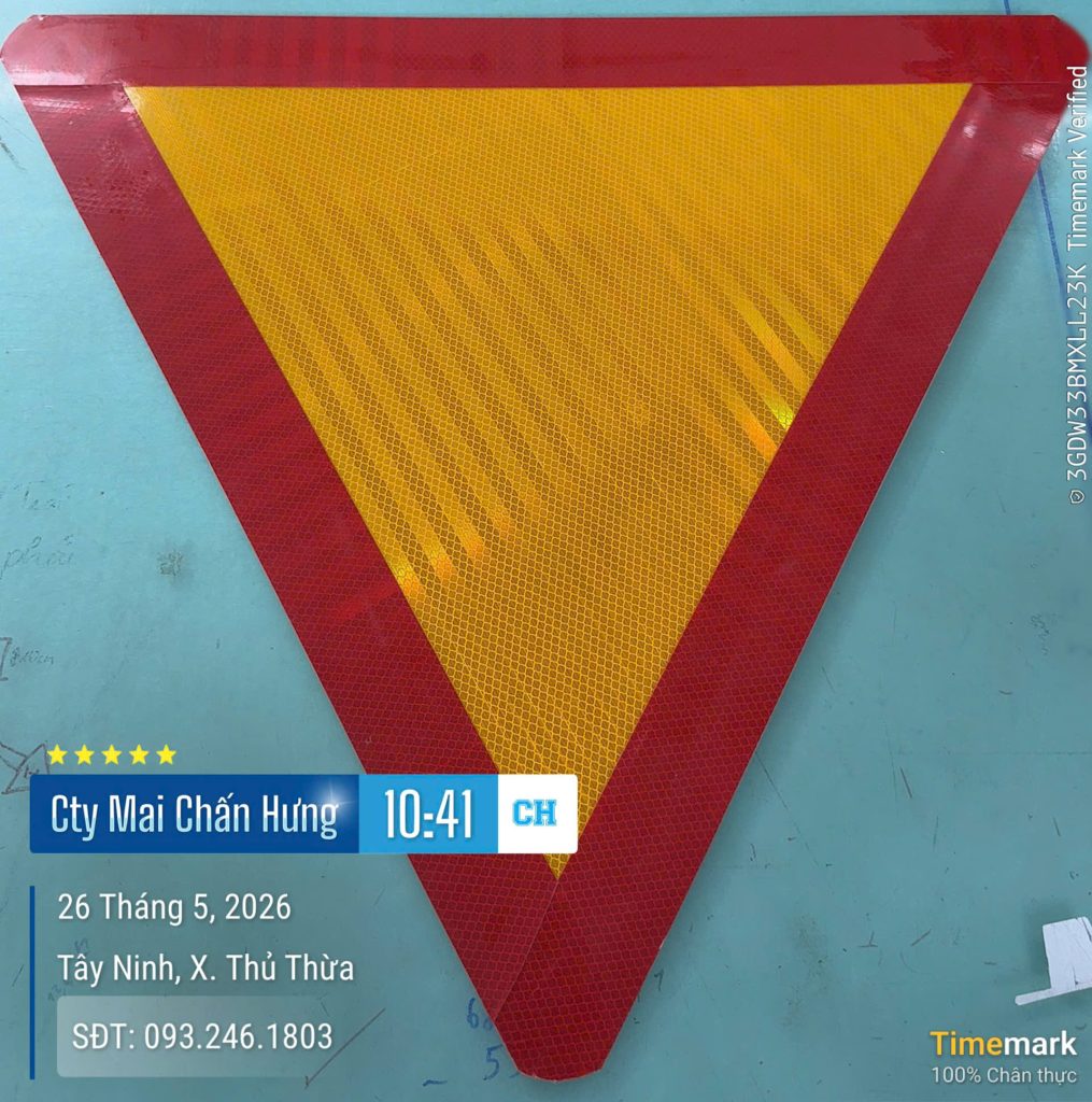 Biển báo tam giác