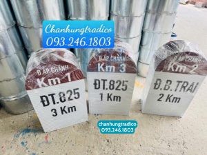 Cột KM dán màn phản quang