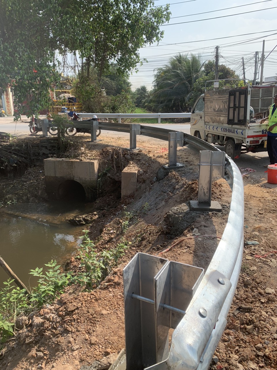 Báo giá hộ lan tôn sóng