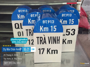 Cột KM dán màn phản quang