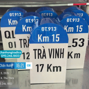 Cột KM dán màn phản quang