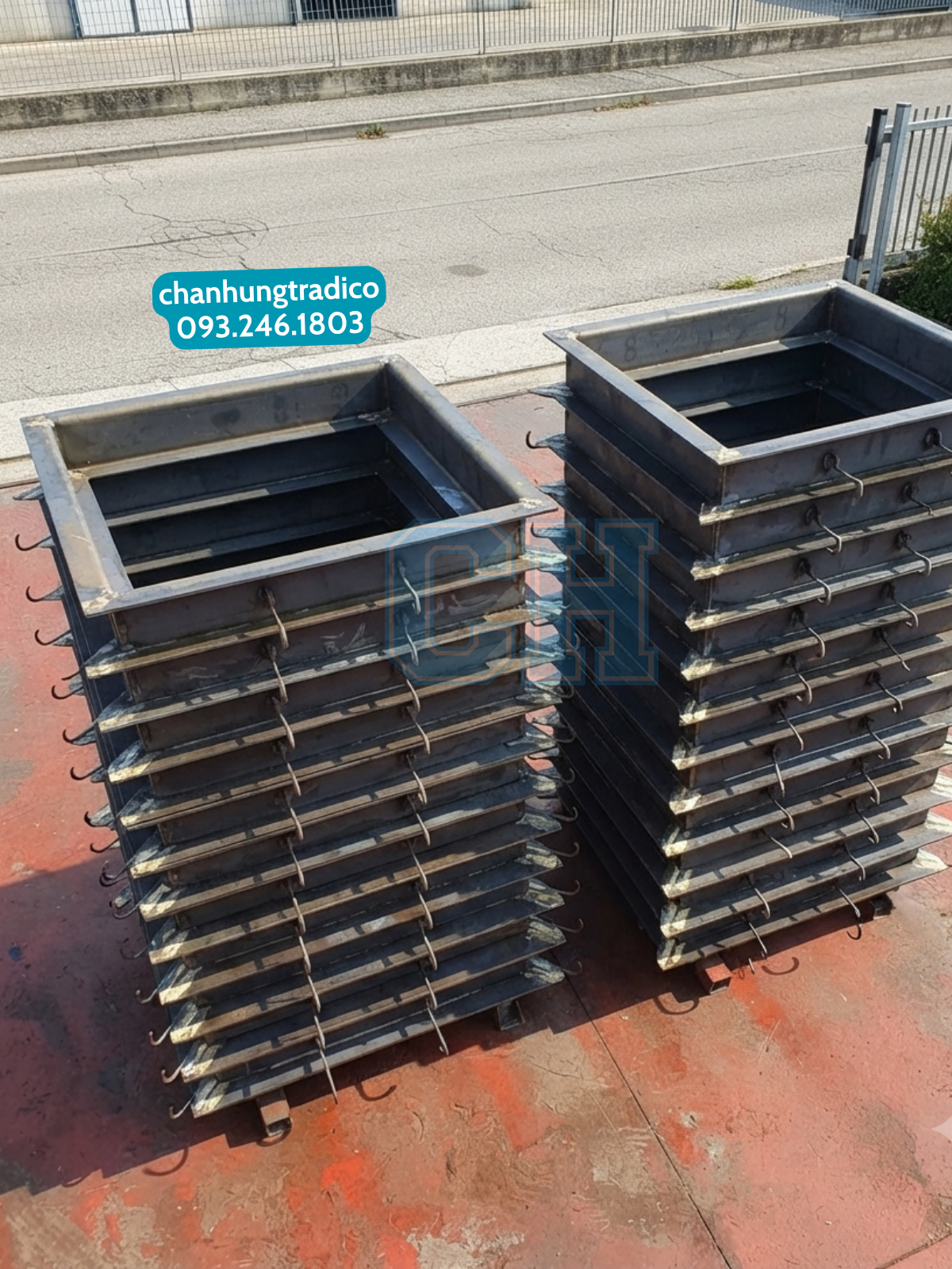 Khuôn Đà Hầm Hố Ga Và Nắp Hố Ga Bê Tông
