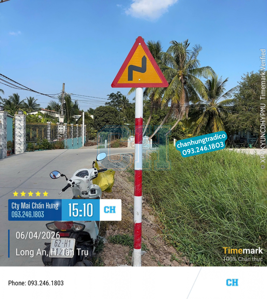 Biển báo nhiều chỗ ngoặt nguy hiểm liên tiếp W.202b