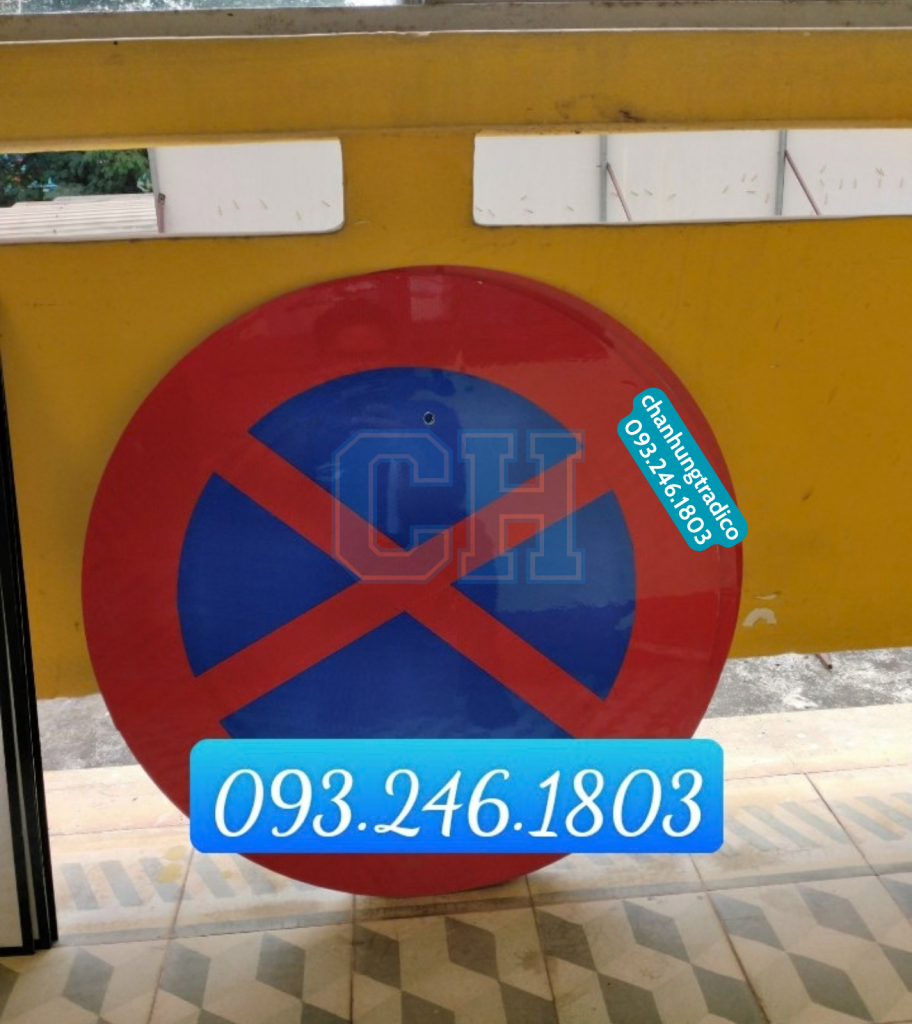 Biển báo cấm dừng xe và đỗ xe P.130