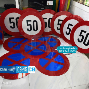 Biển báo cấm dừng xe và đỗ xe P.130 và biển báo khác