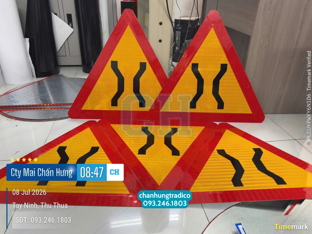 Biển Báo Cầu Hẹp W.212